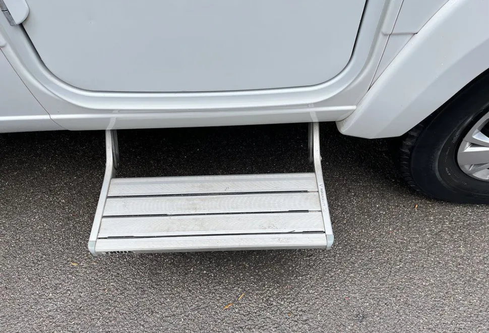AUTOTRAIL  TRACKER RS 2018-10-24