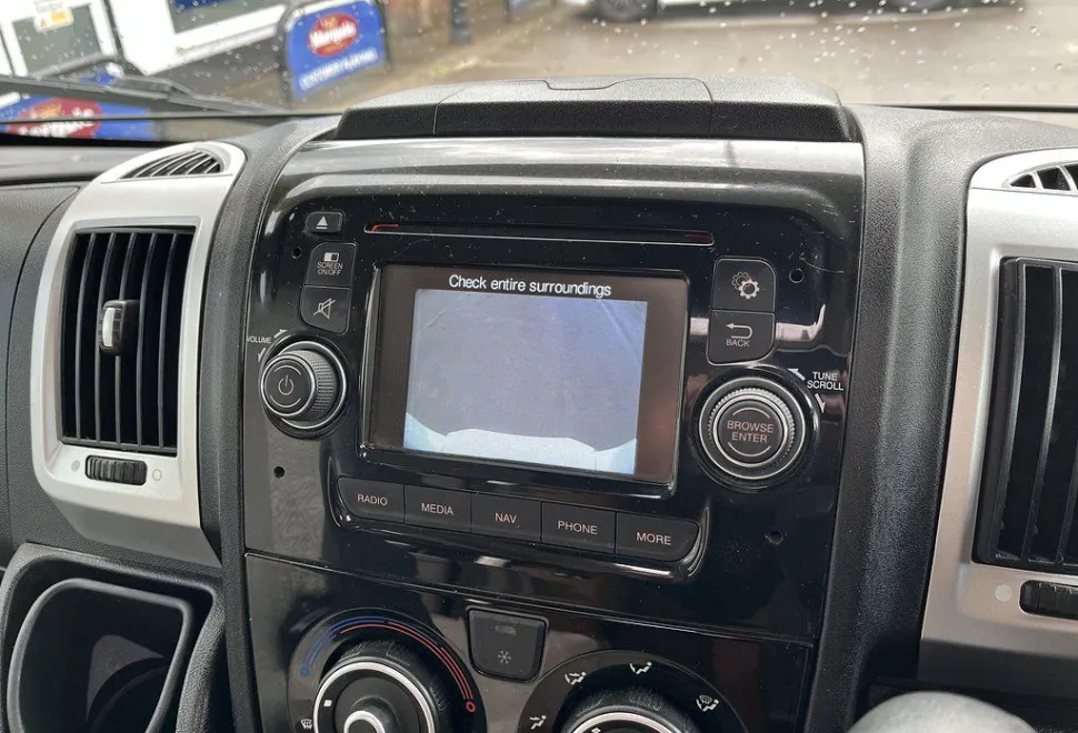 AUTOTRAIL  TRACKER RS 2018-10-24