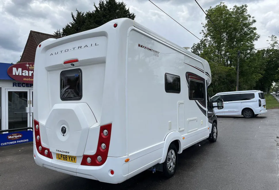 AUTOTRAIL  TRACKER RS 2018-10-24