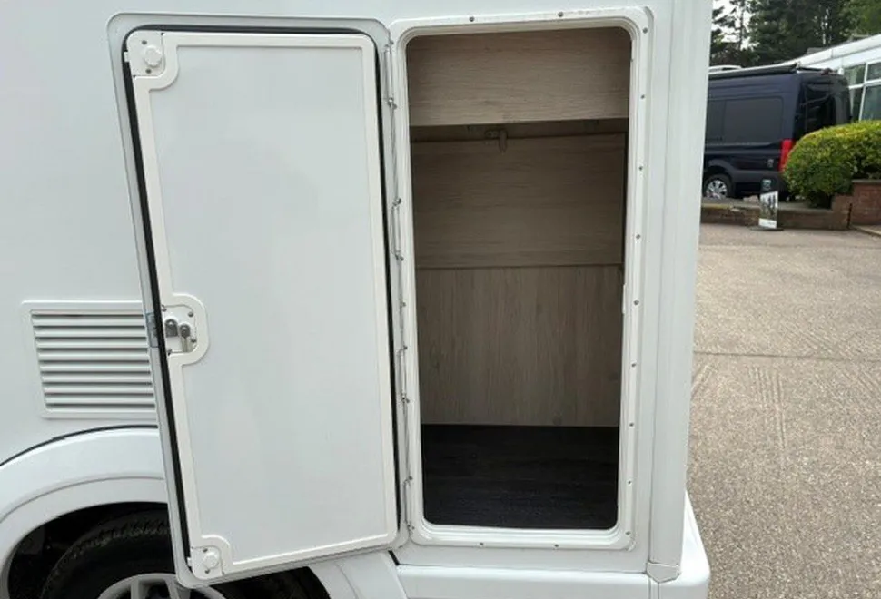 AUTOTRAIL  F-LINE F60 2024-03-08