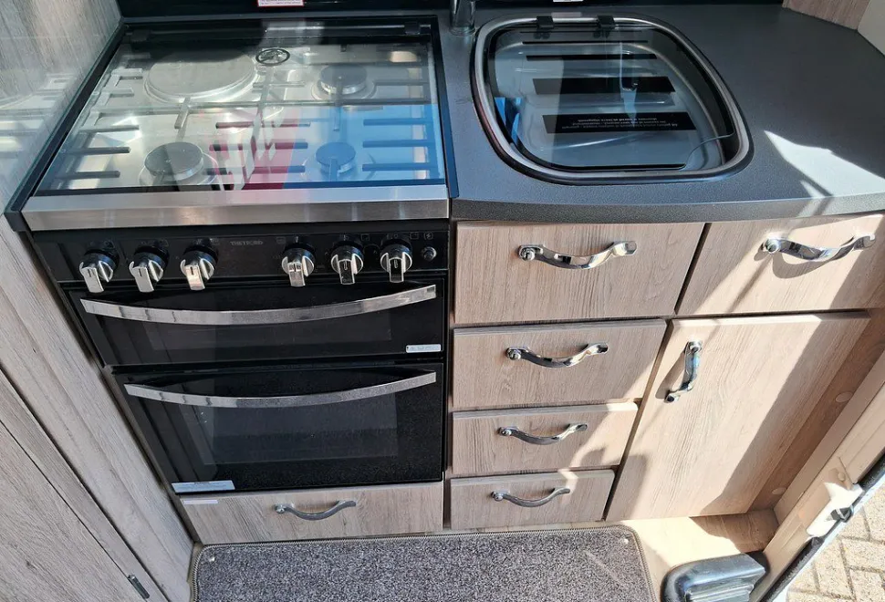 AUTO SLEEPERS  NUEVO EK PLUS 2024-11-11
