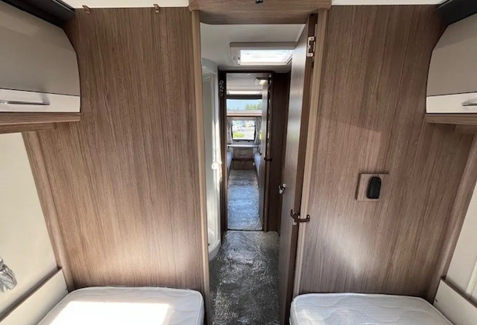 COACHMAN  LASER 665 2021-06-07