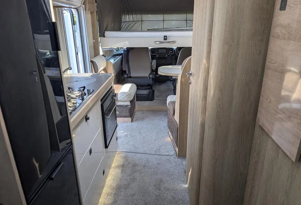 MOBILVETTA  K-YACHT T-LINE 80 2025-03-18