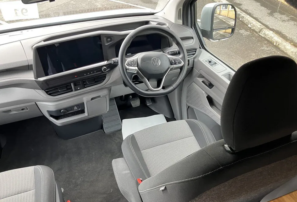 VOLKSWAGEN  T7 REBELLION 2025-06-09