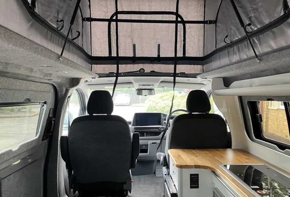 VOLKSWAGEN  T7 REBELLION 2025-06-09