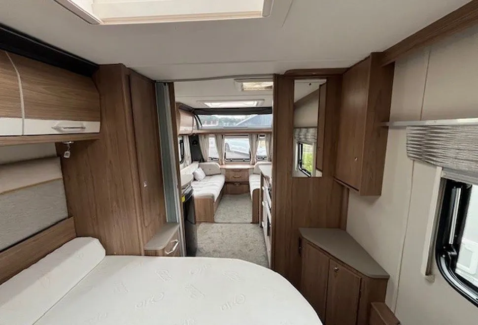 COACHMAN  VIP 575 2018-06-16