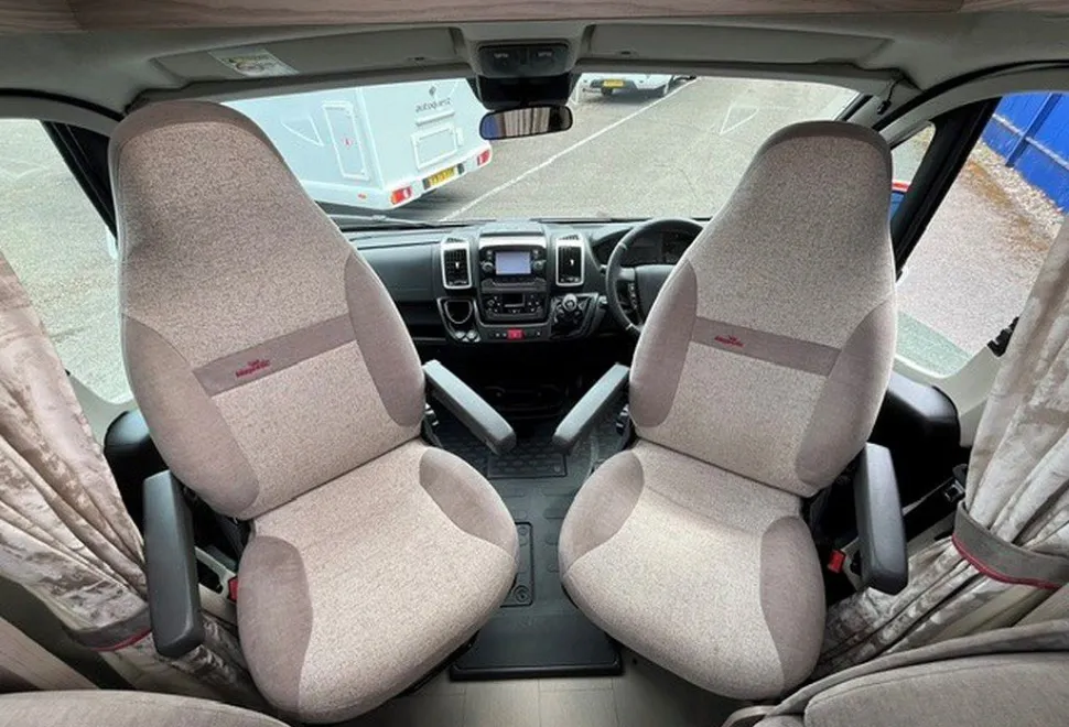 ELDDIS  MAJESTIC 115 2021-05-05