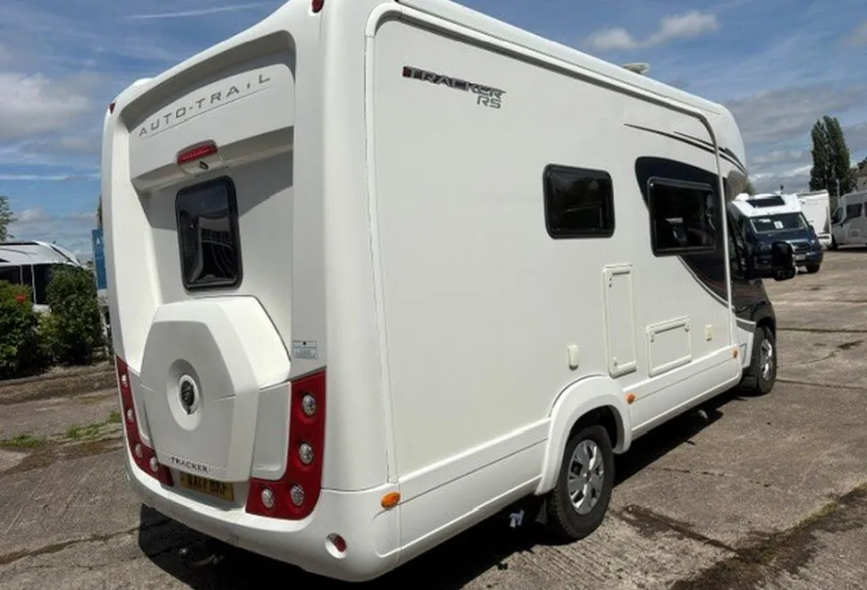 AUTOTRAIL  TRACKER RS 2017-05-12