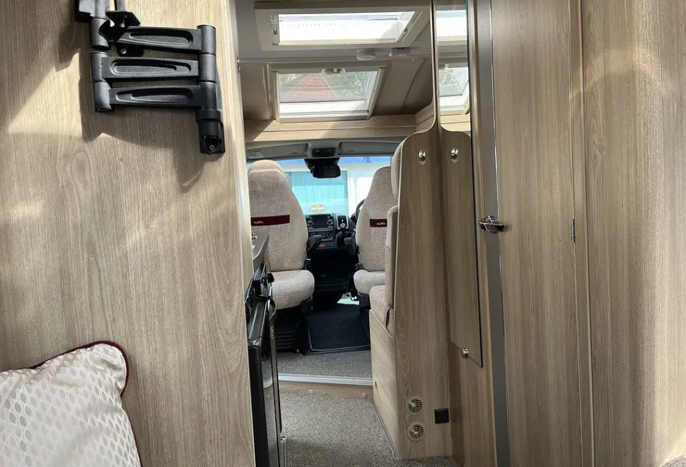 ELDDIS  MAJESTIC 135 2019-03-01