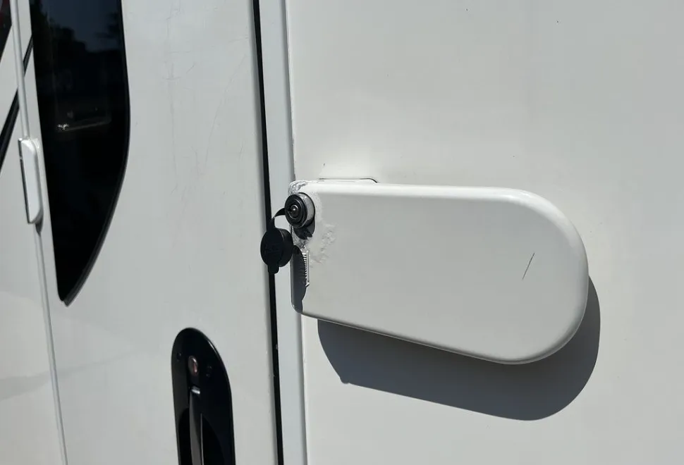 AUTOTRAIL  TRACKER FB 2018-03-09