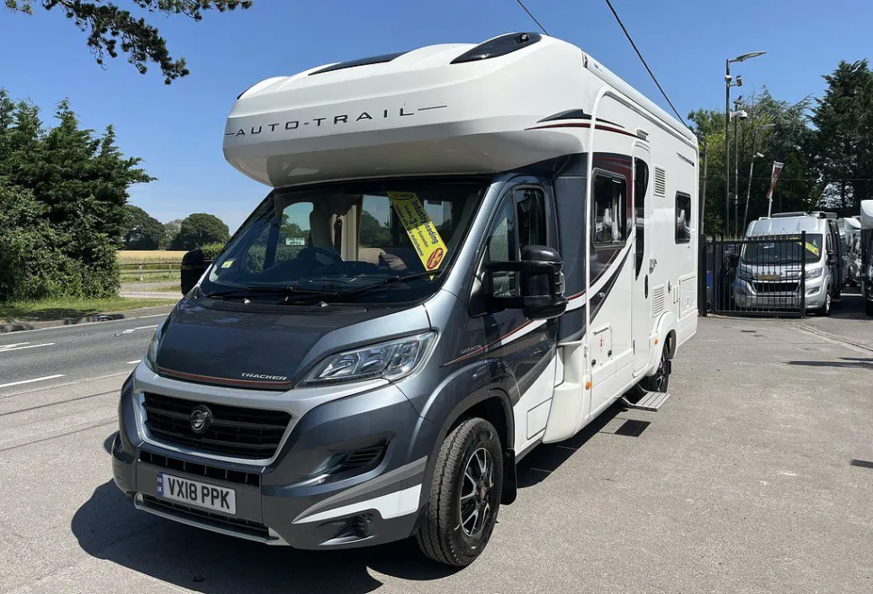 AUTOTRAIL  TRACKER FB 2018-03-09