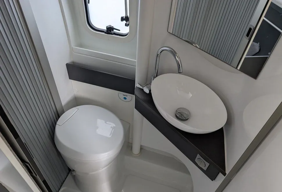 ADRIA  TWIN SPORTS 640 SGX 2021-09-01