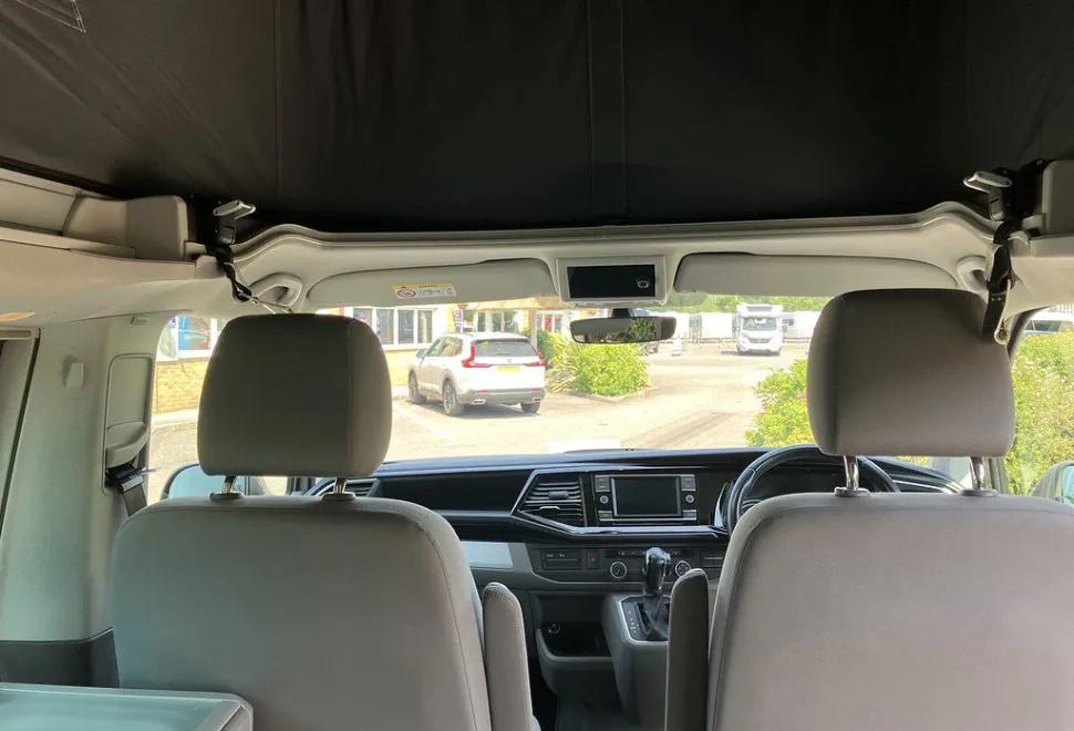 VOLKSWAGEN  CALIFORNIA COAST 2020-03-24