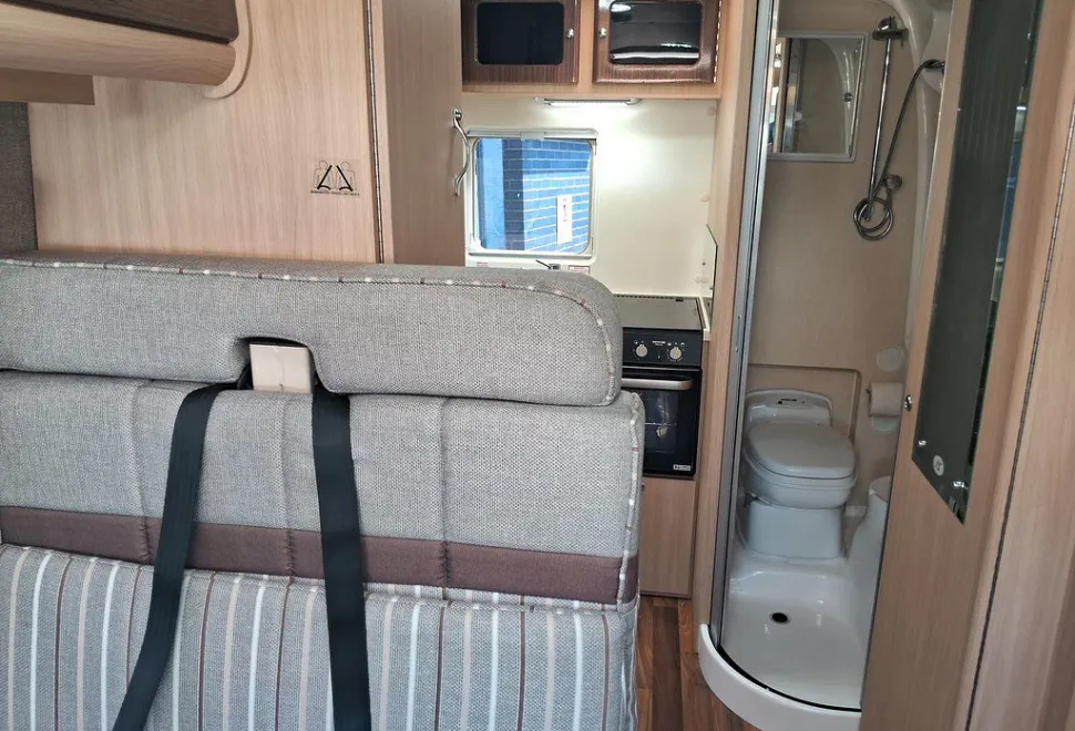 AUTO SLEEPERS  STANWAY 2017-03-17