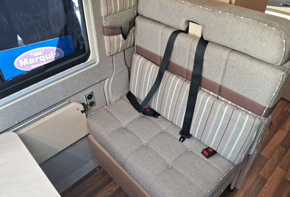AUTO SLEEPERS  STANWAY 2017-03-17