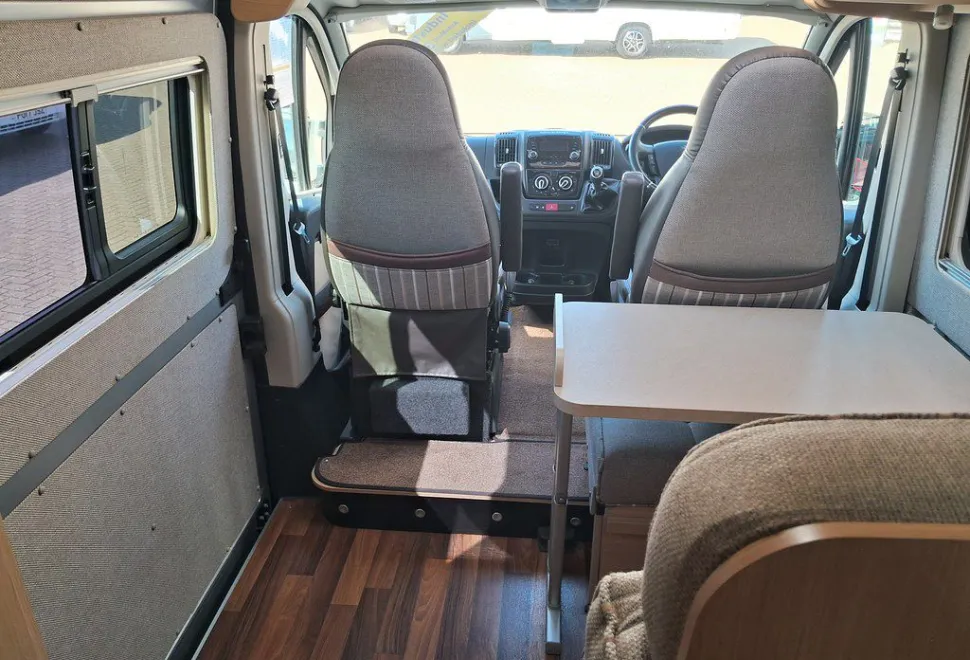 AUTO SLEEPERS  STANWAY 2017-03-17