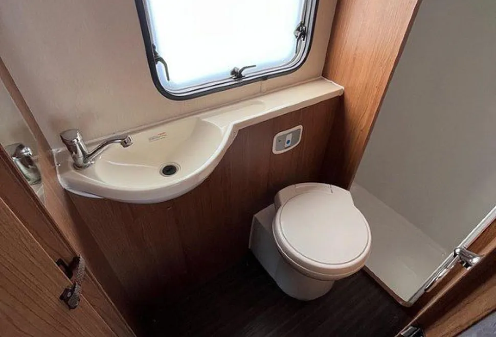 AUTOTRAIL  IMALA 715 2018-07-07