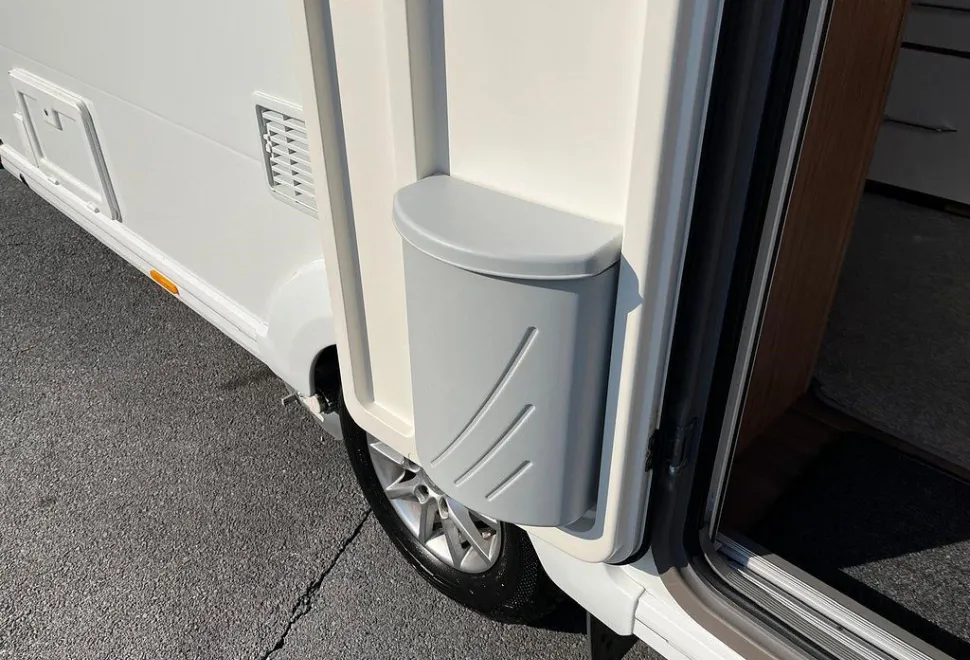 COACHMAN  VIP 460 