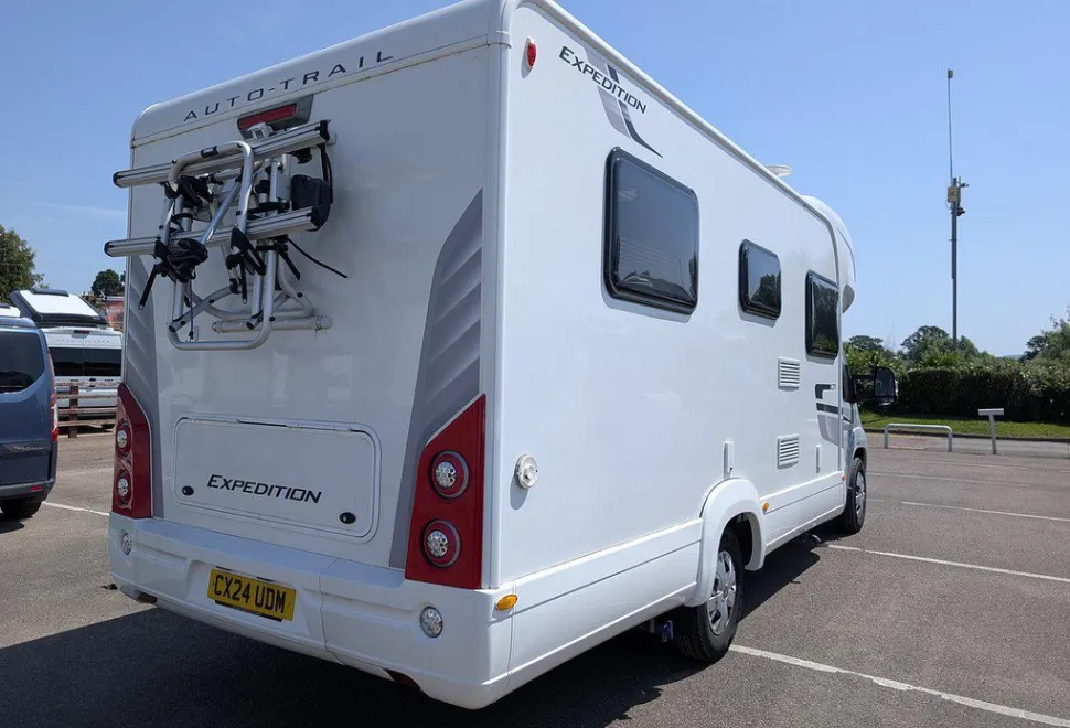 AUTOTRAIL  EXPEDITION C71 2024-08-15