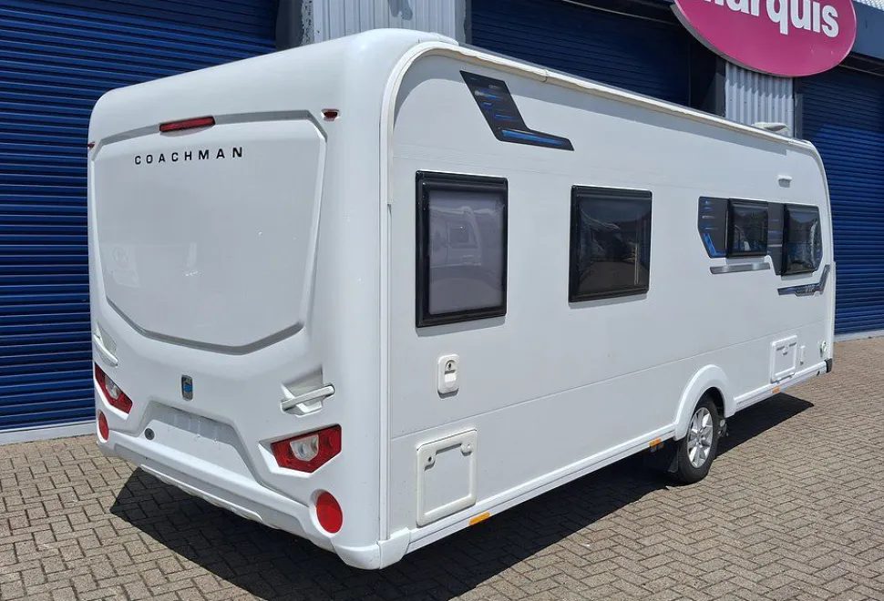 COACHMAN  VIP 575 