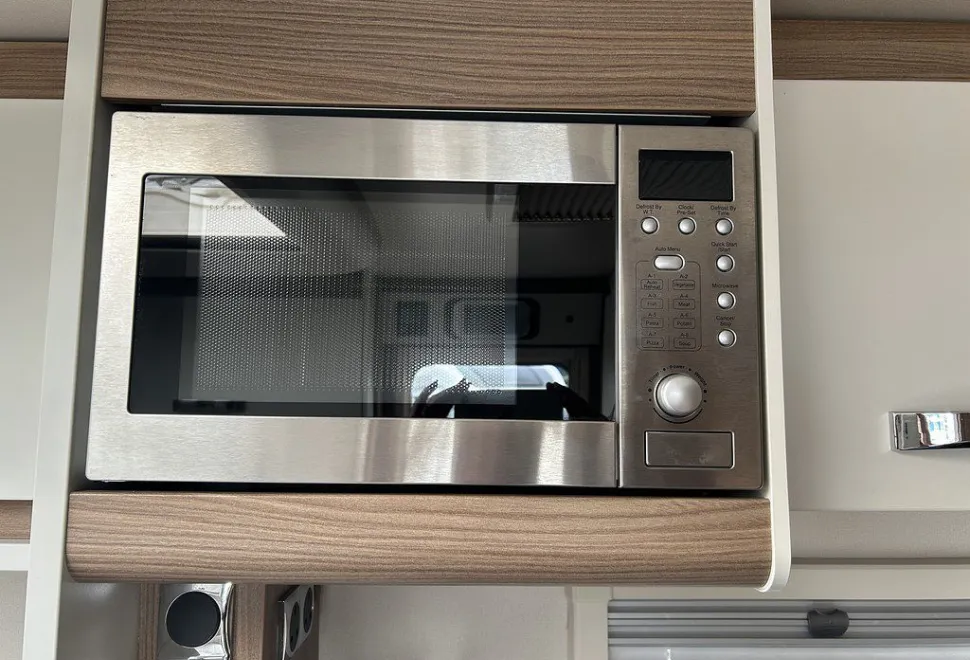 SWIFT  KIMBERLEY S-LINE 560 