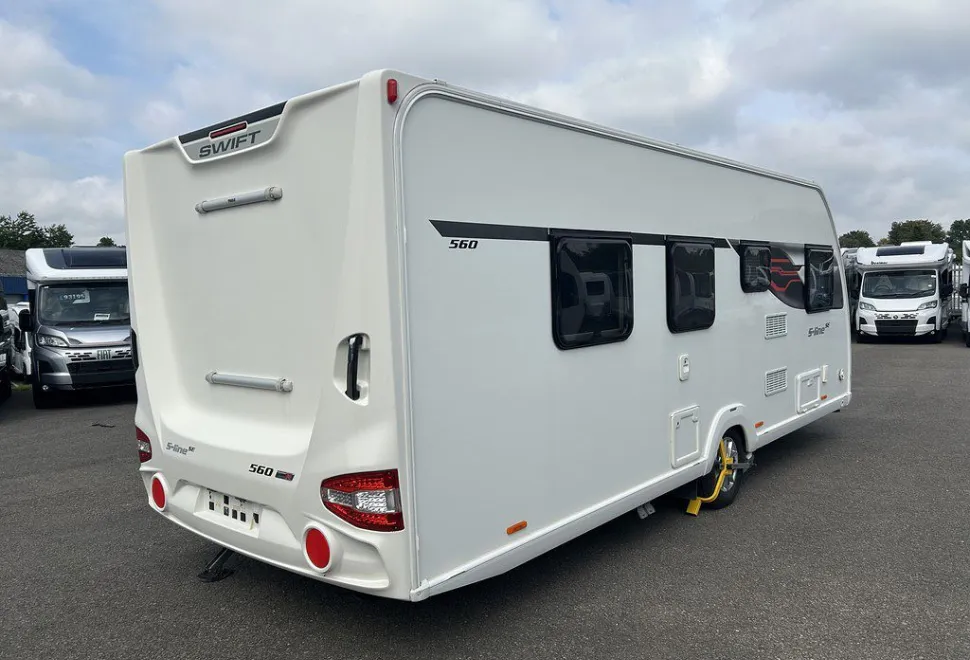 SWIFT  KIMBERLEY S-LINE 560 