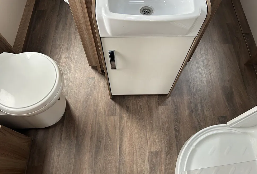 SWIFT  KIMBERLEY S-LINE 560 