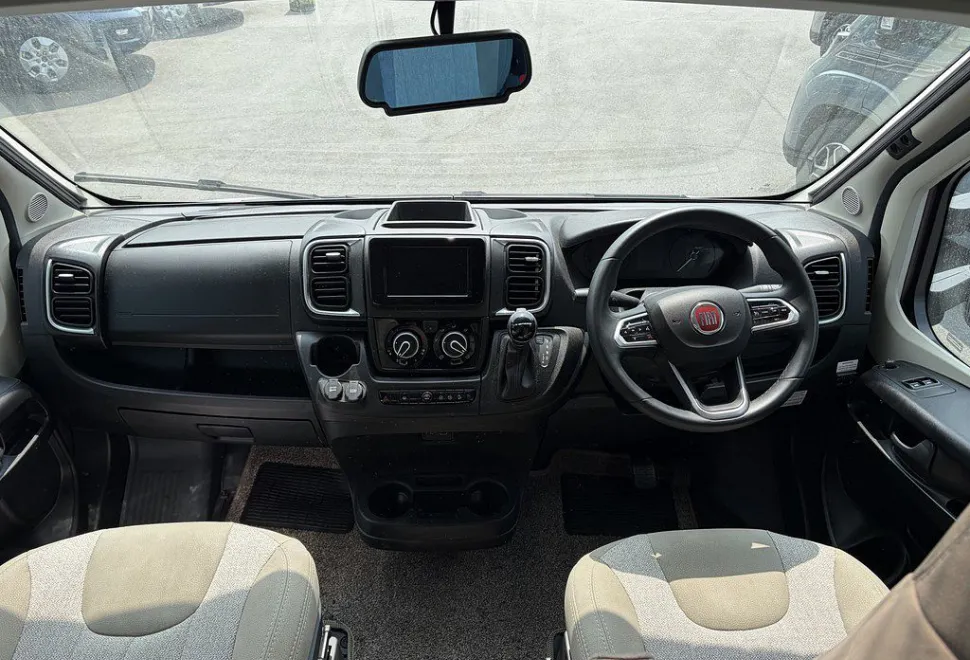 AUTO SLEEPERS  CORINIUM DUO 2025-09-01