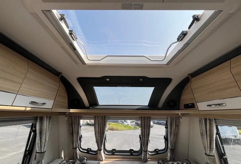 COACHMAN  VISION 575 2017-04-28
