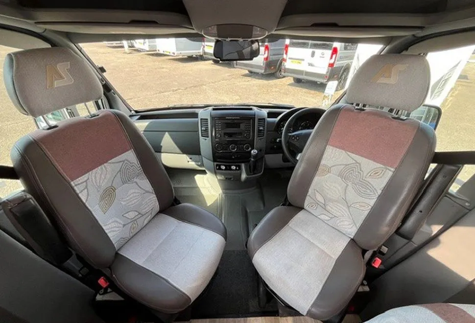 AUTO SLEEPERS  BOURTON 2018-03-01