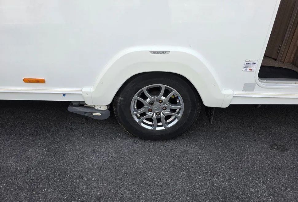 SWIFT  CHALLENGER 480 2016-04-25