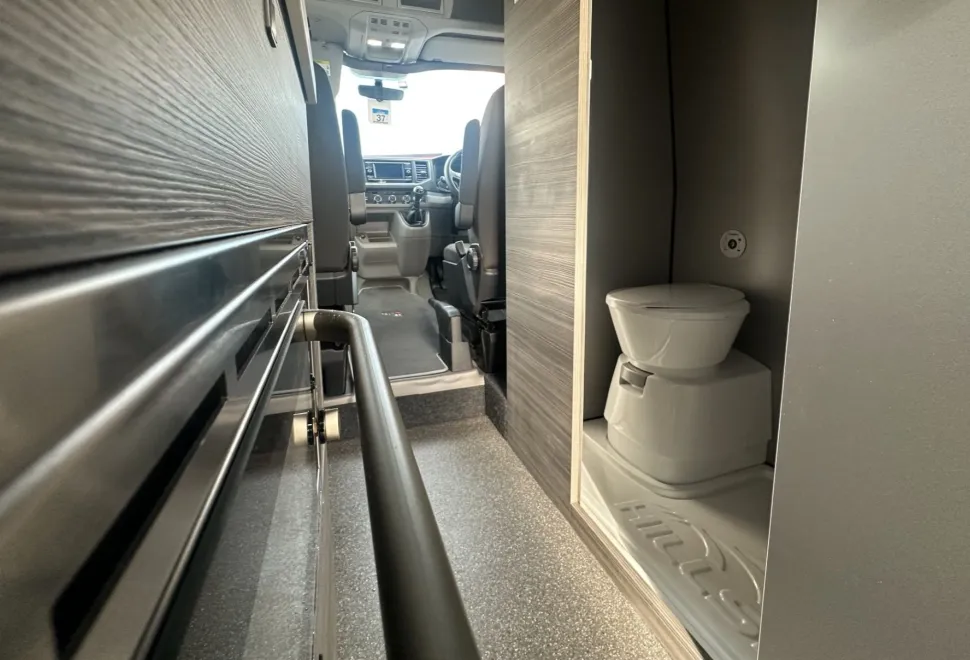 Hillside Leisure Campervans  MAN TGE Hopton 600RL 