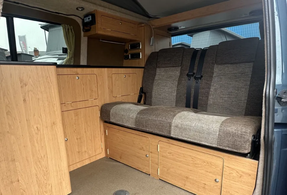 Hillside Leisure Campervans  Hillside Birchover VW T6 