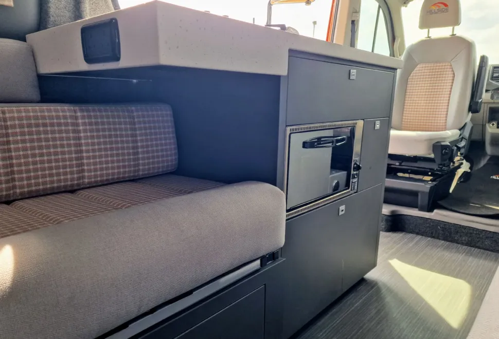 Hillside Leisure Campervans   MAN TGE Hopton 600RL #80  