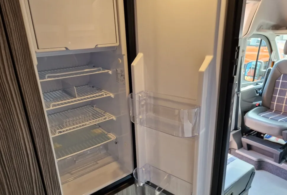 Hillside Leisure Campervans   MAN TGE Hopton 600FL #61  