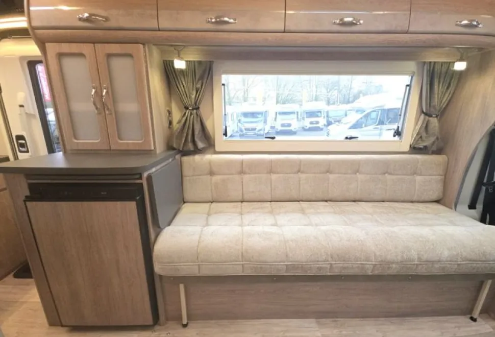 Auto-Sleepers  Broadway EK TB LP 2026