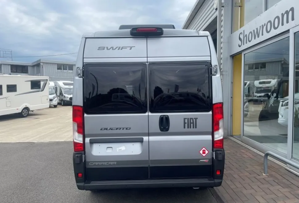 Swift  Carrera 122 2026