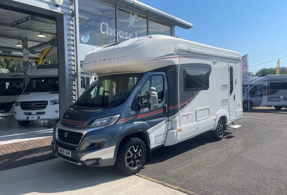 Auto-Trail  Navajo 2015