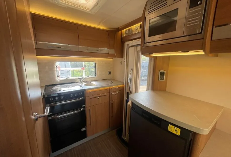Auto-Trail  Navajo 2015