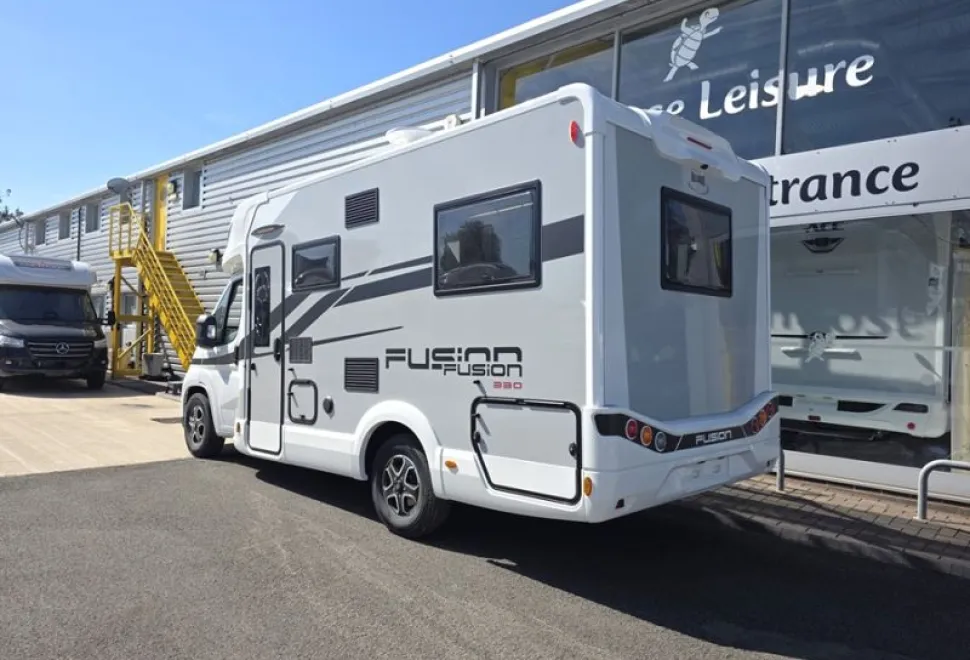 McLouis  Fusion 330 2026