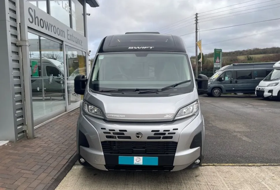 Swift  Carrera 144 2026