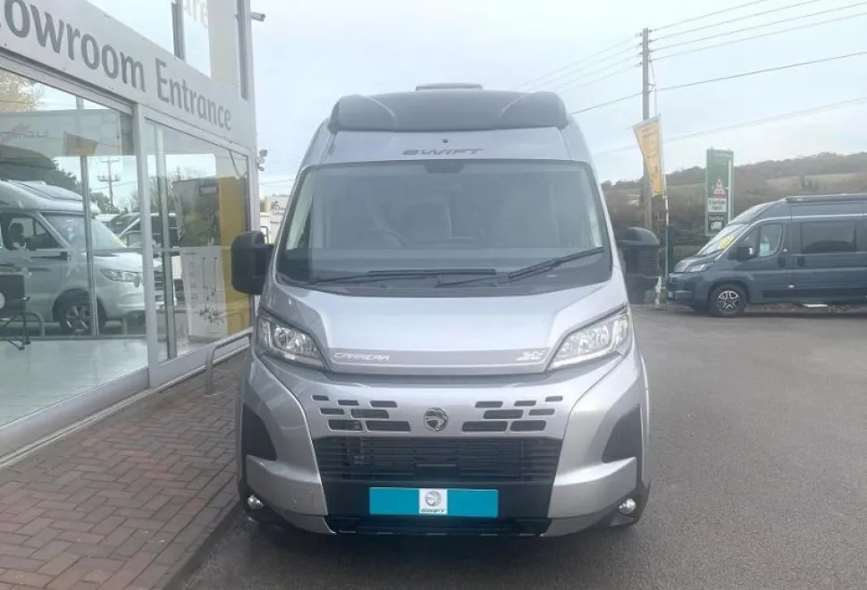 Swift  Carrera 244 2026