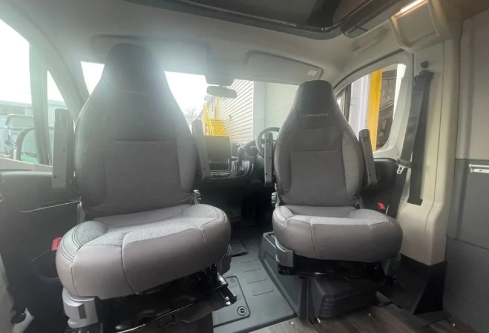 Swift  Carrera 244 2026