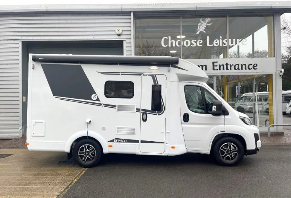 Etrusco  T 5900 FB 2026