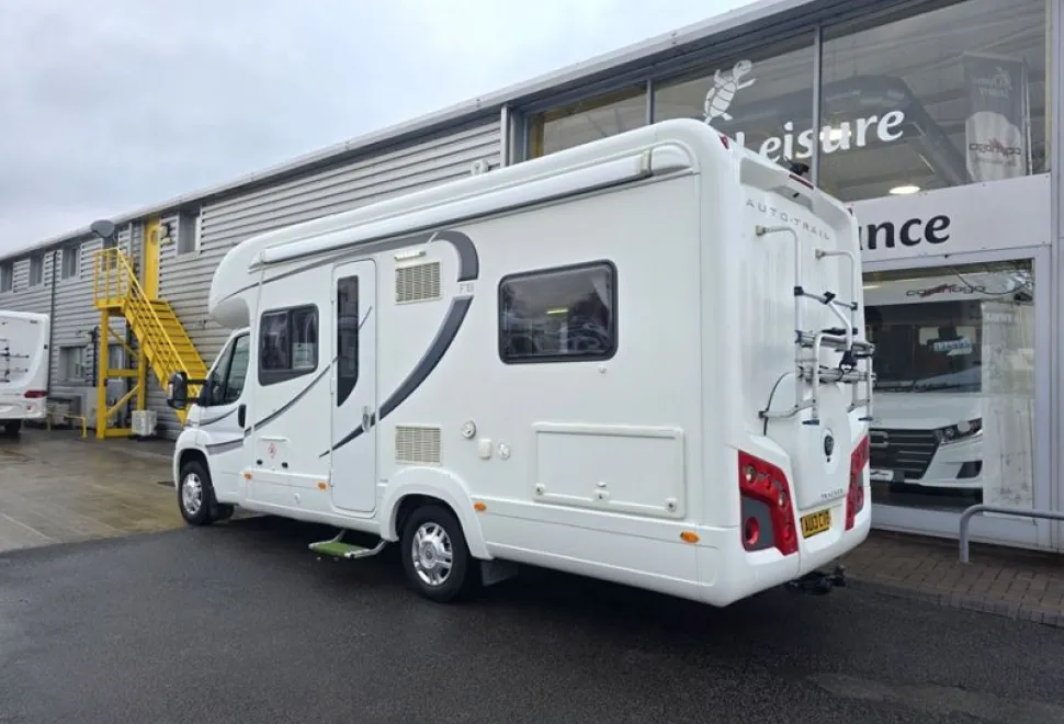 Auto-Trail  Tracker FB 2013