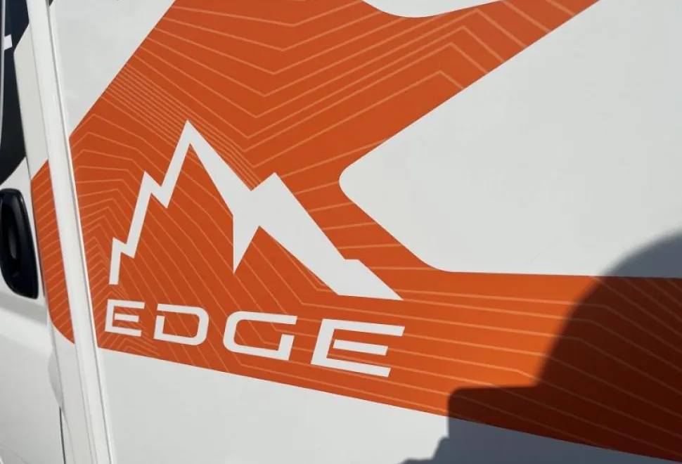 Swift  Edge 412 2021