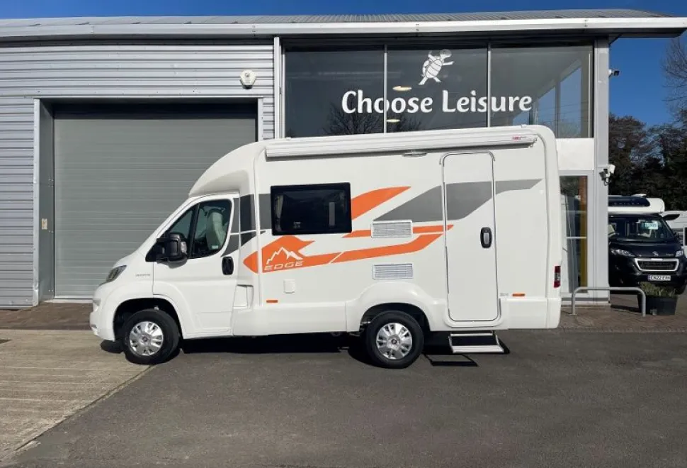 Swift  Edge 412 2021
