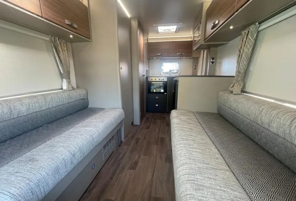 Swift  Edge 412 2021