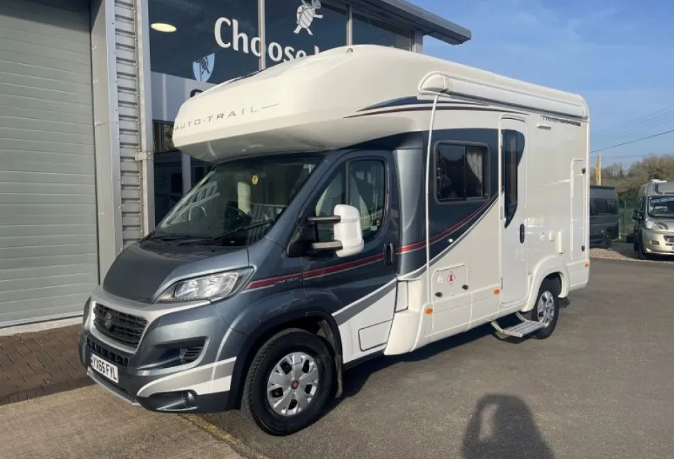 Auto-Trail  Tracker RS 2016