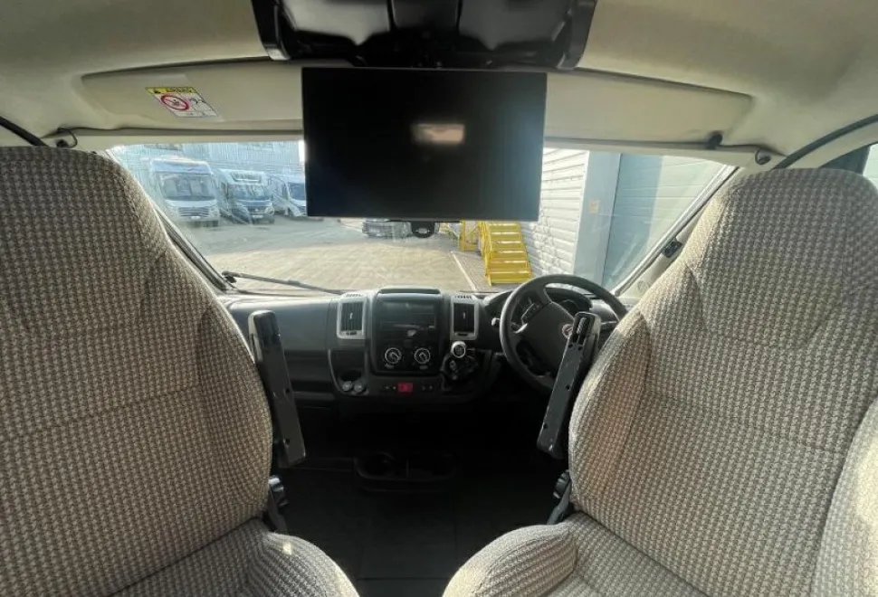 Auto-Trail  Tracker RS 2016